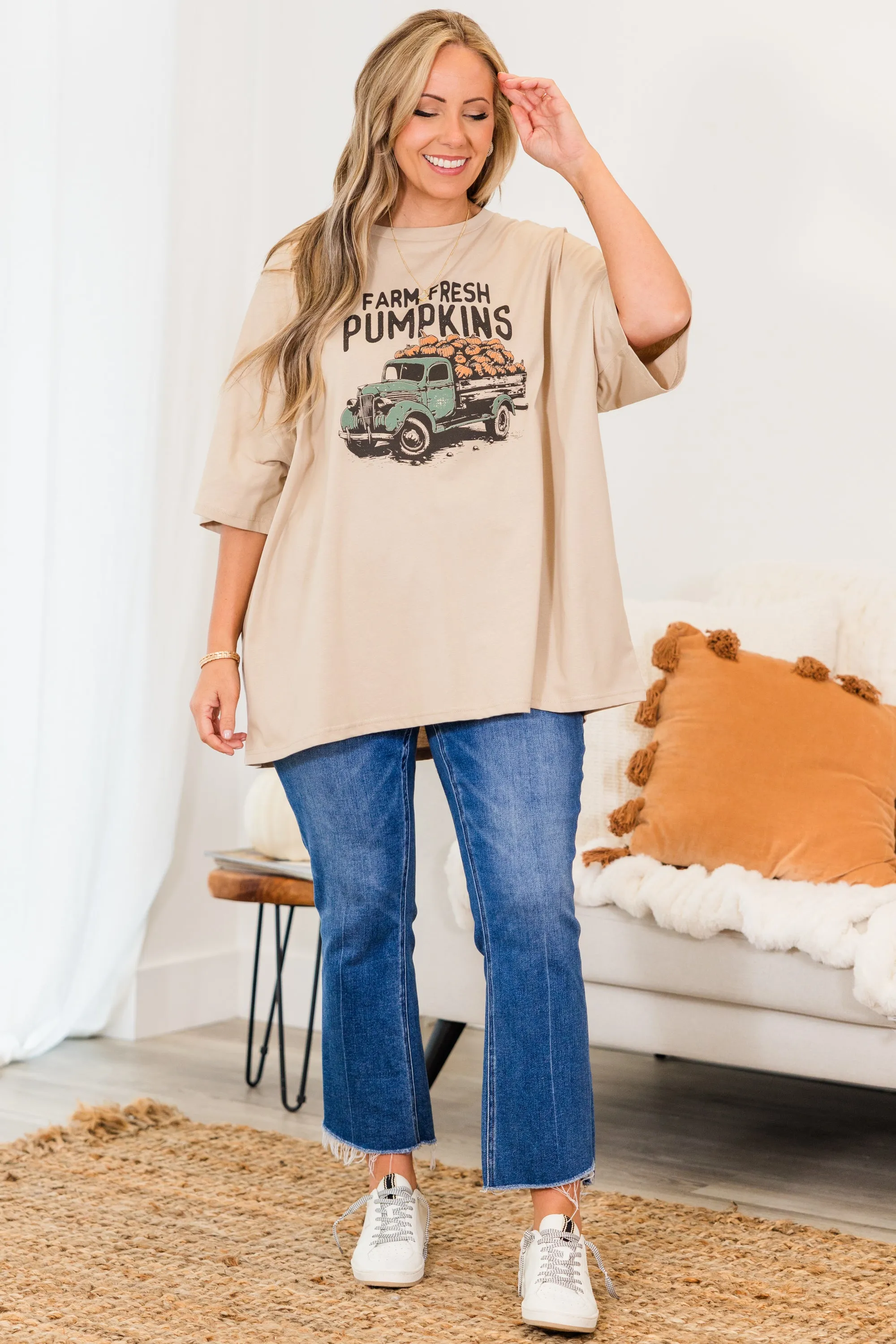 Farm Fresh Pumpkins Boyfriend Tee, Light Mocha