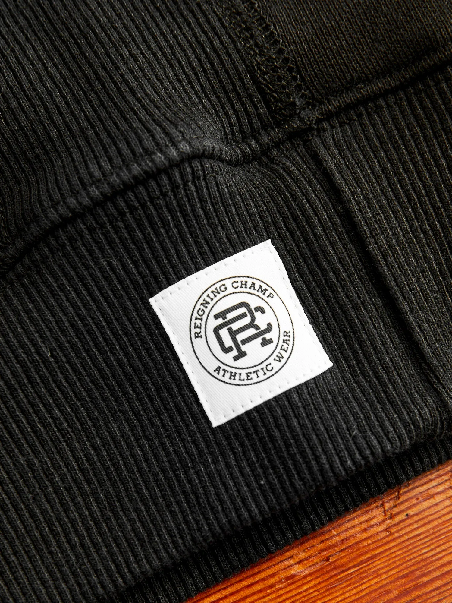 Heavyweight Fleece Relaxed Pullover Hoodie in Black