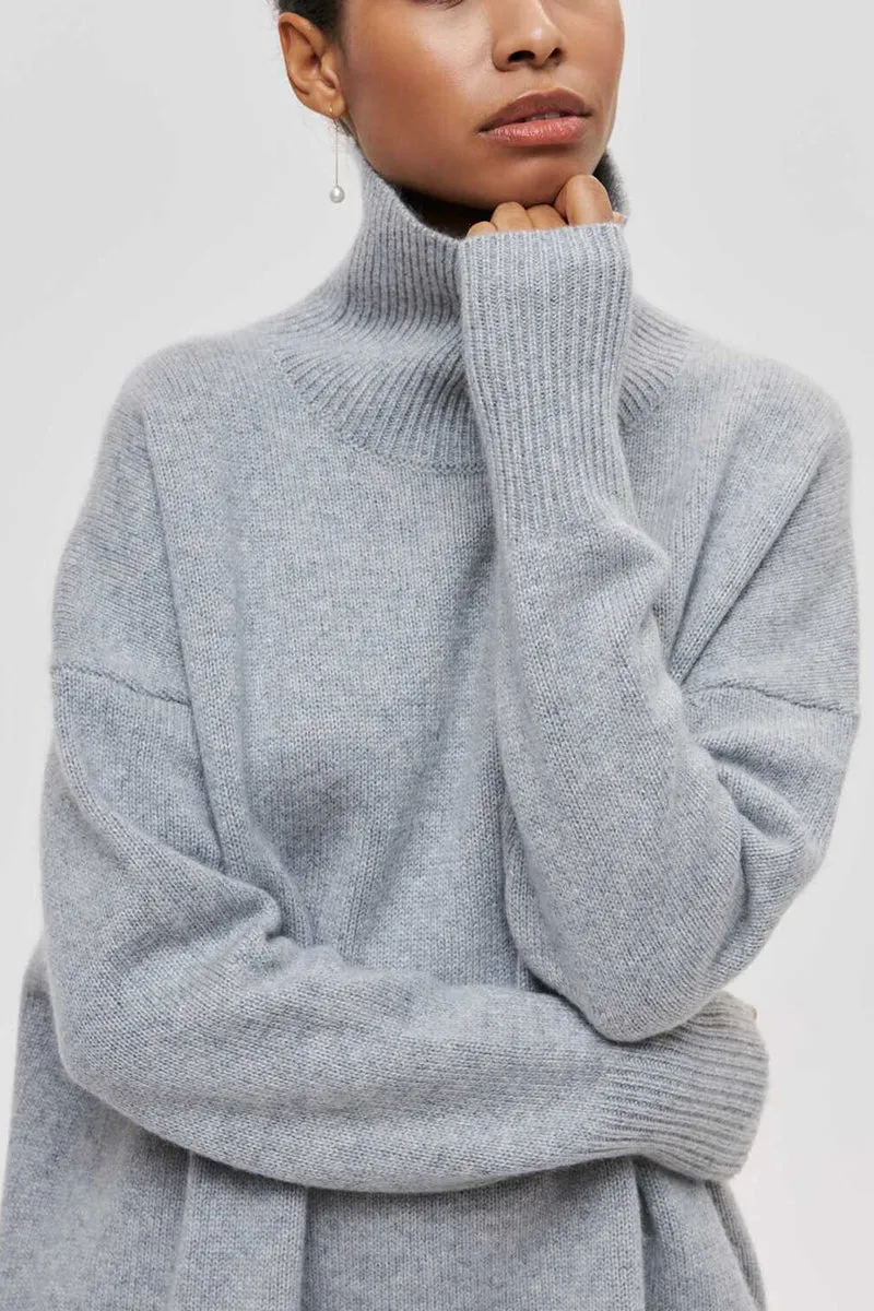 HWT1117 Minimalist Luxe Turtleneck