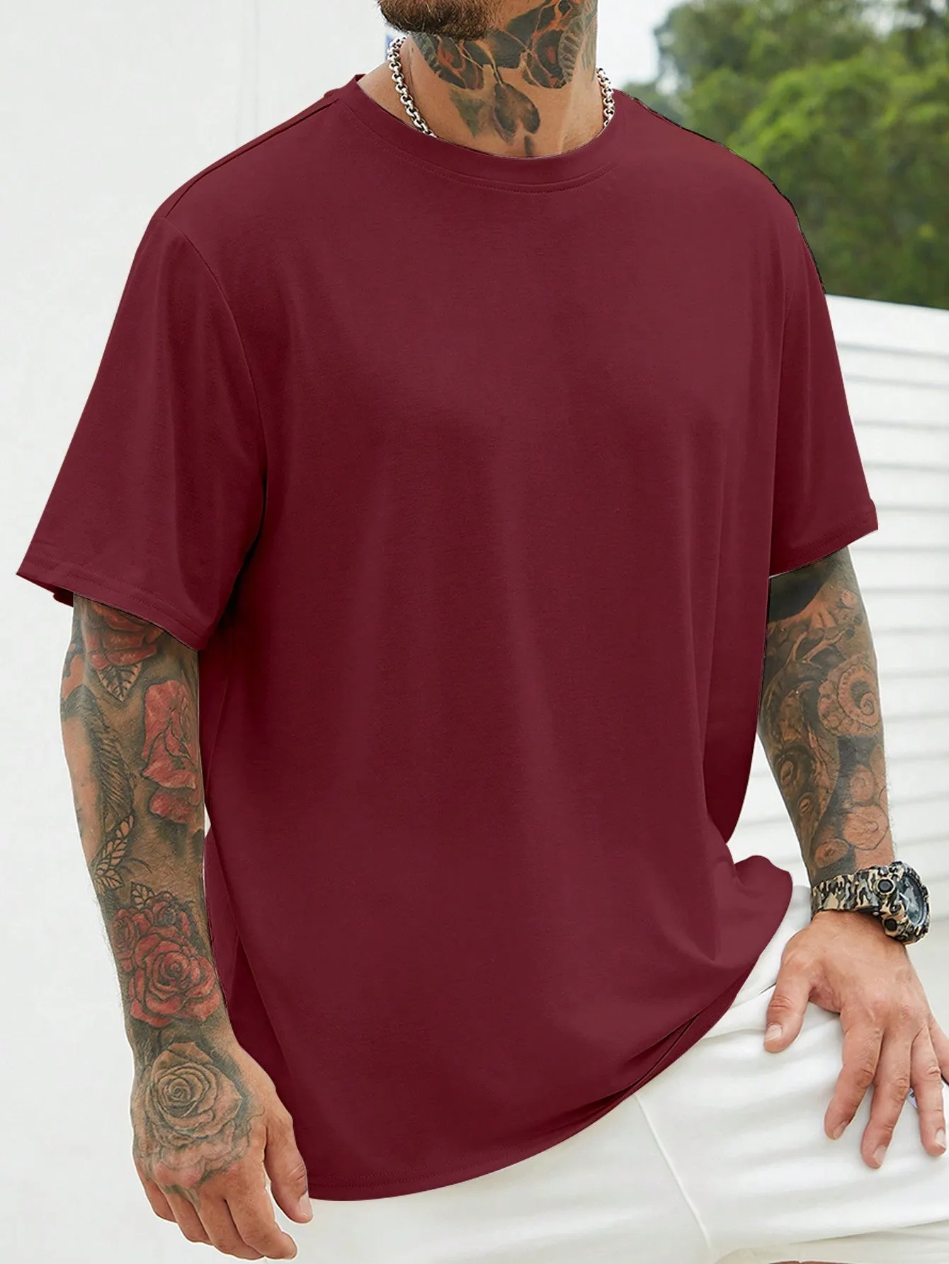 Men's Casual Solid Round Neck Tee - High Stretch, Short Sleeve, Regular Fit