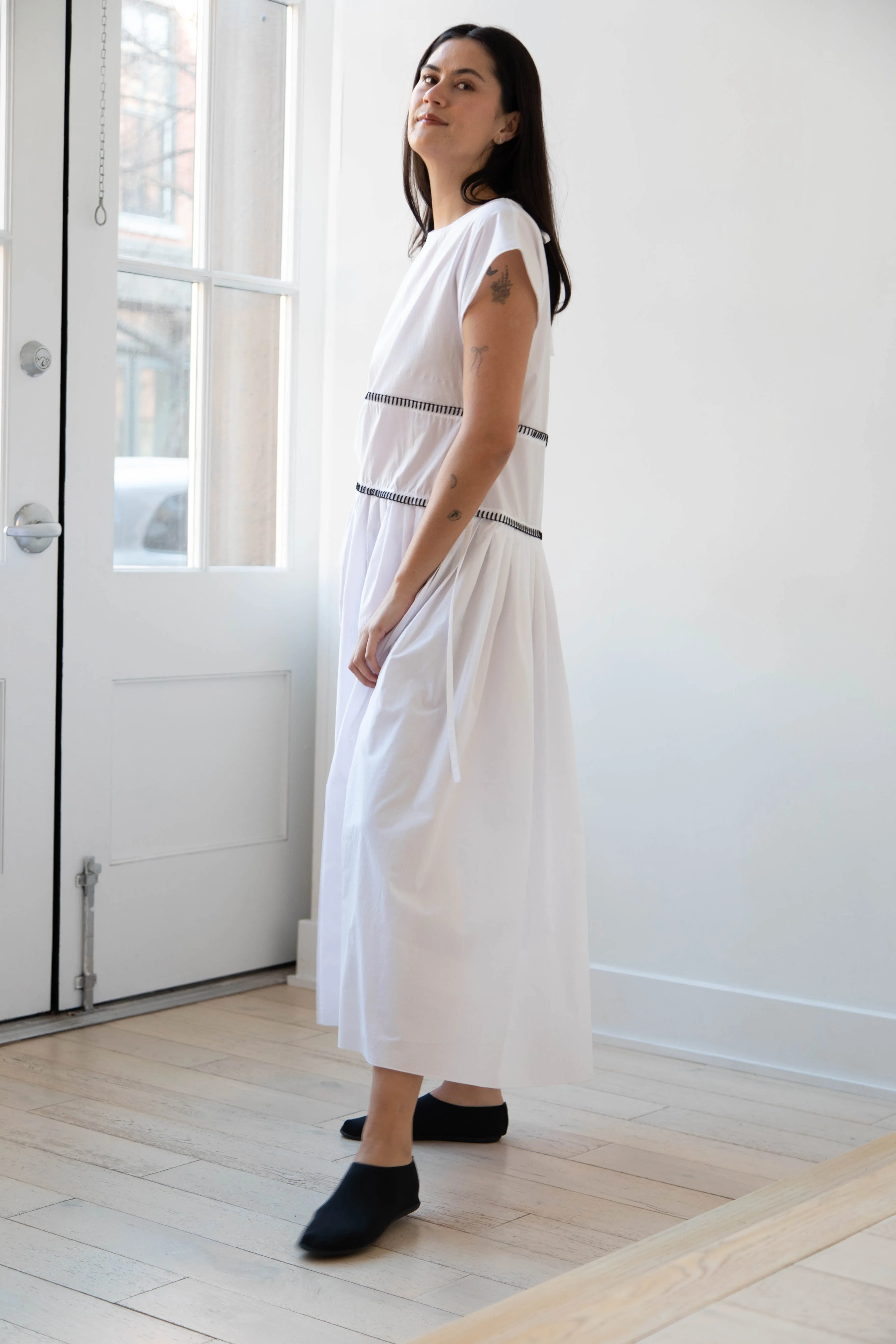 Sara Lanzi | Gathered Dress in White & Black