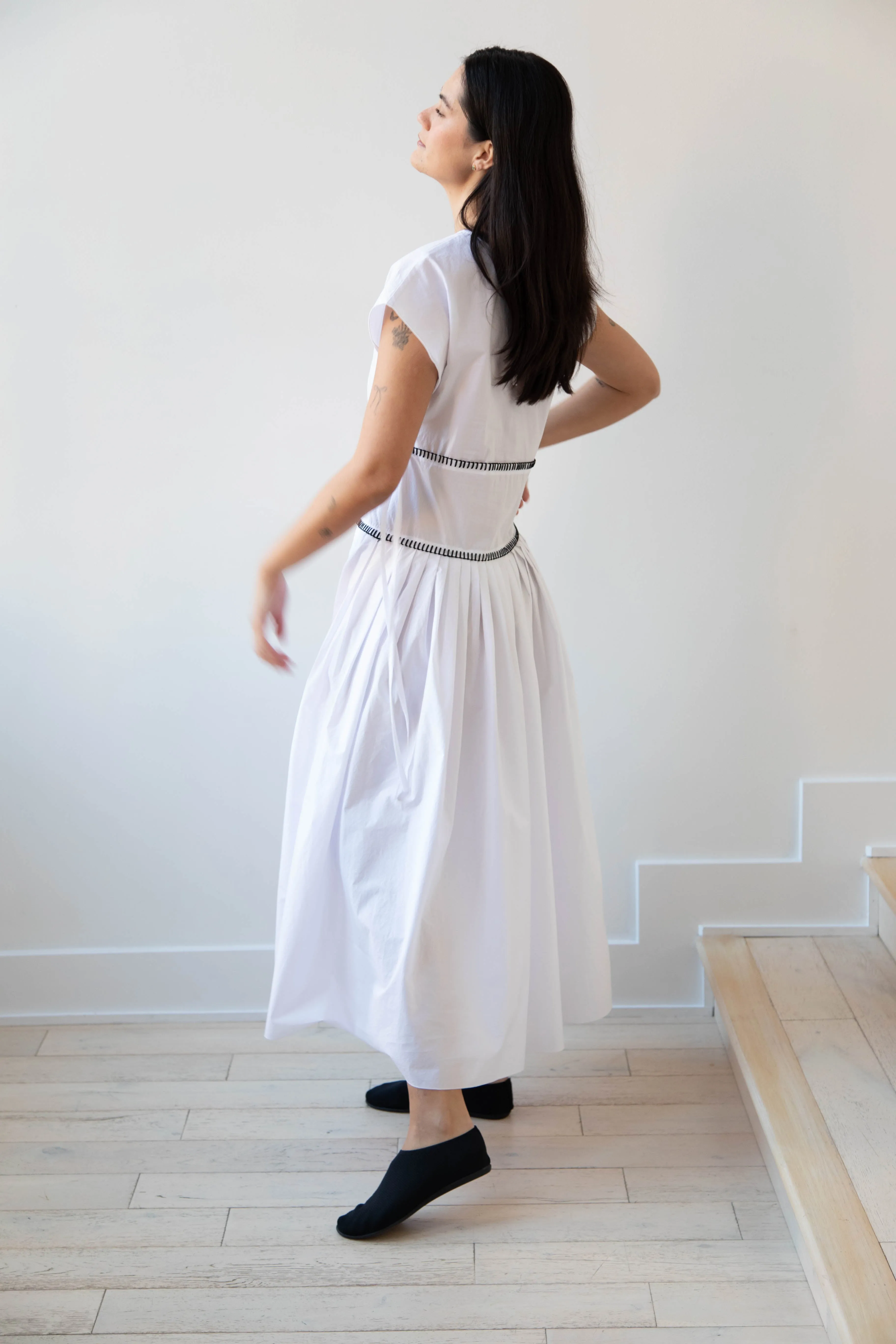 Sara Lanzi | Gathered Dress in White & Black