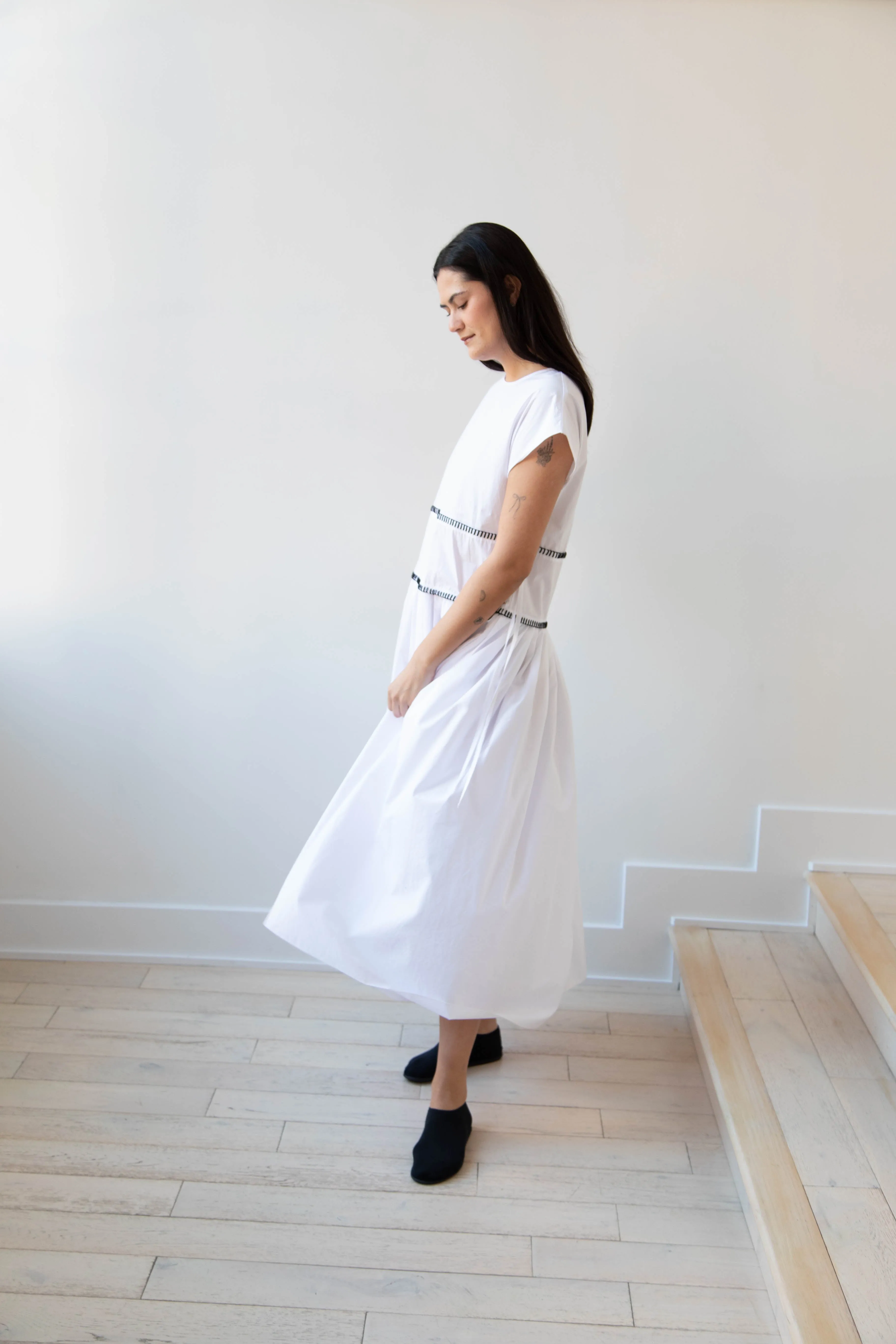 Sara Lanzi | Gathered Dress in White & Black