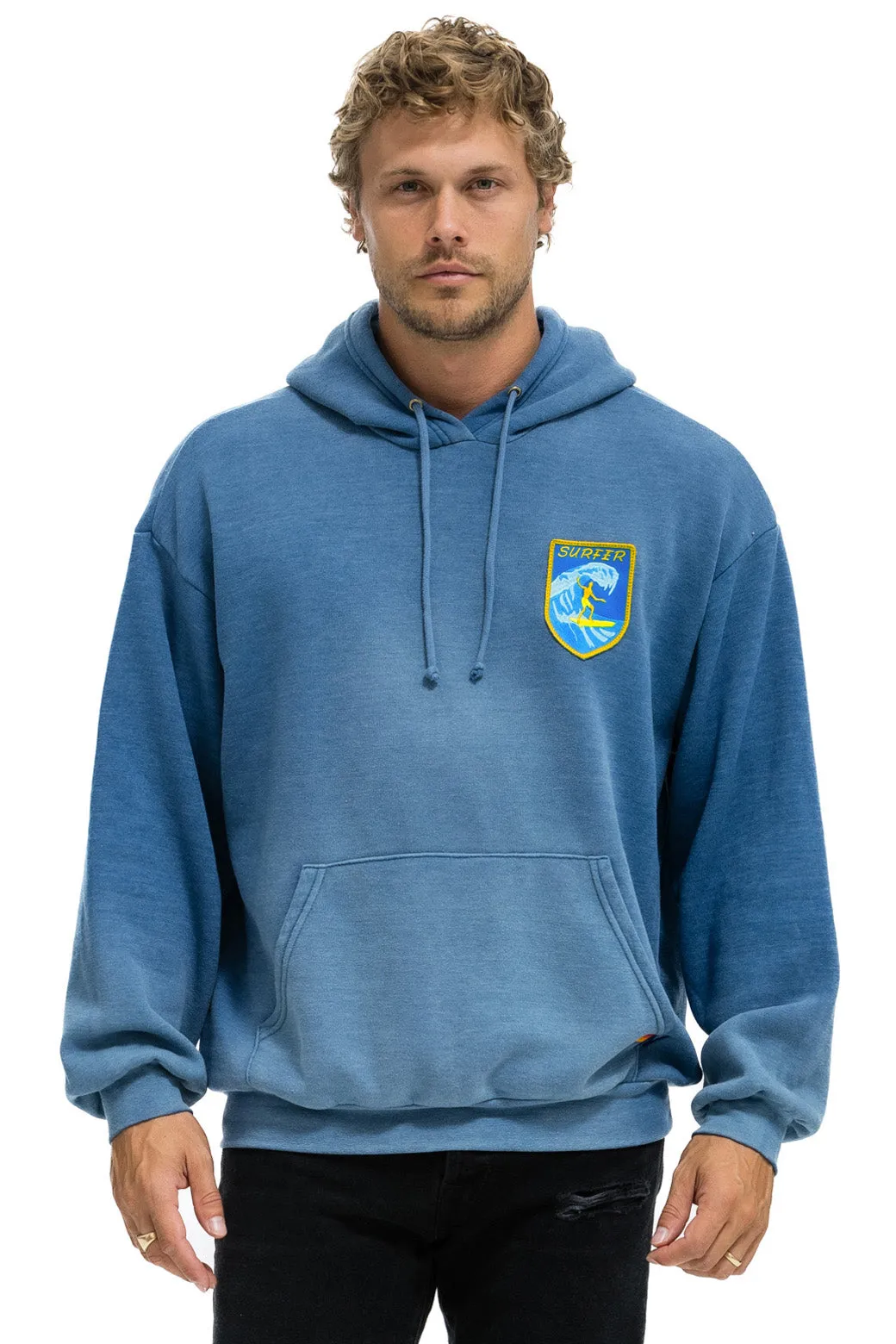 SURFER WAVE PATCH  PULLOVER RELAXED HOODIE - FADED WATER