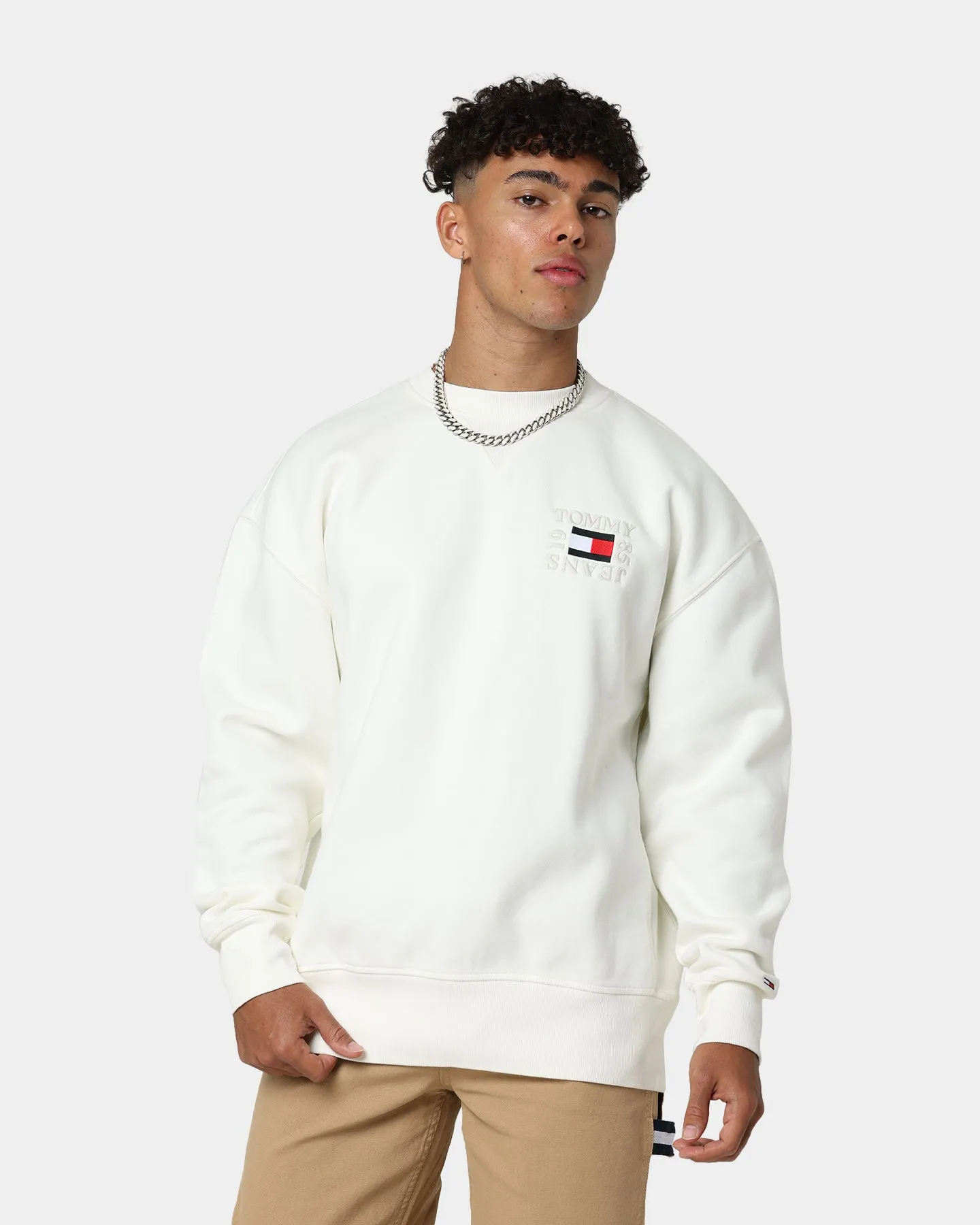 Tommy Jeans Timeless Box Crewneck Ancient White