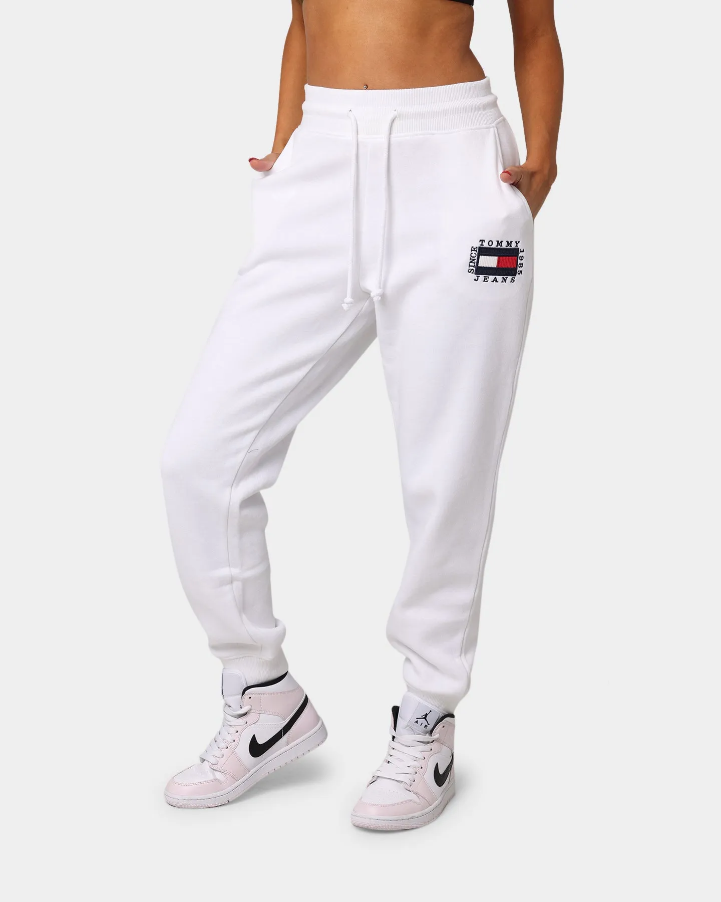 Tommy Jeans Women's Flag Slim Fit Sweat Pant White